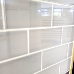 Johnson Savoy SAVO5A Brick Dew Gloss Ceramic Wall Tile (300x100mm)