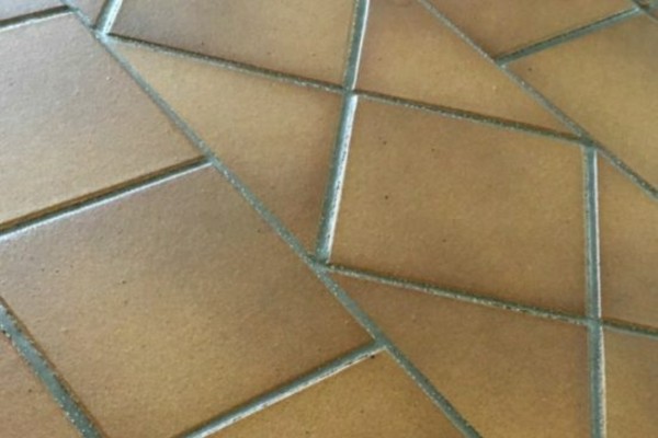gres de aragon flame brown tiles